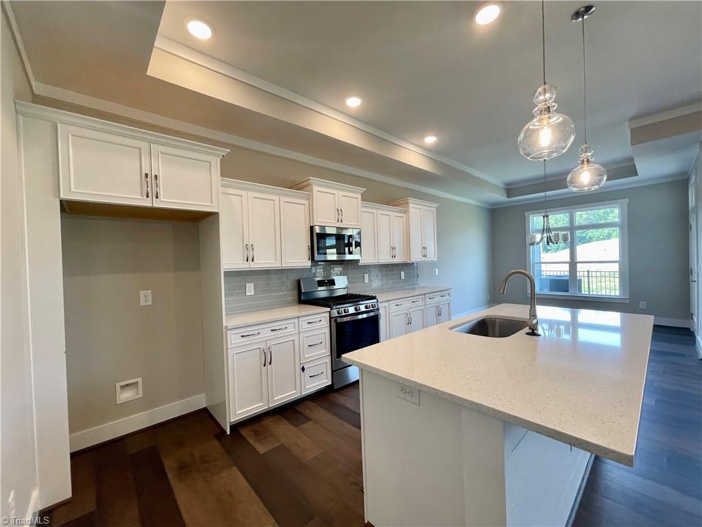 Photo 16 of 45 of 118 Mountain Maple Drive townhome