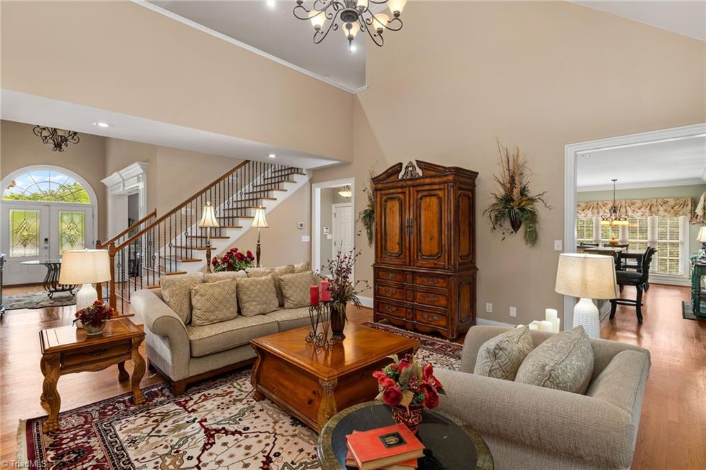 2511 Hillsdale Forest Court