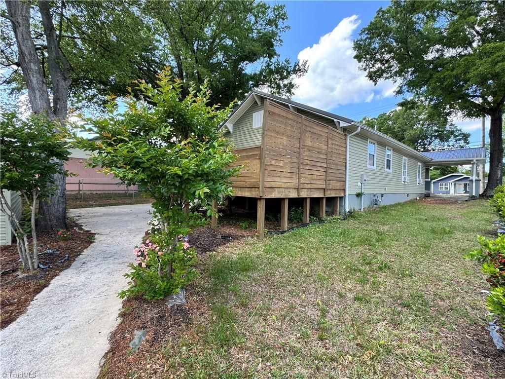 Photo of 2012 E Green Drive, High Point, NC 27260 (MLS # 1218219)