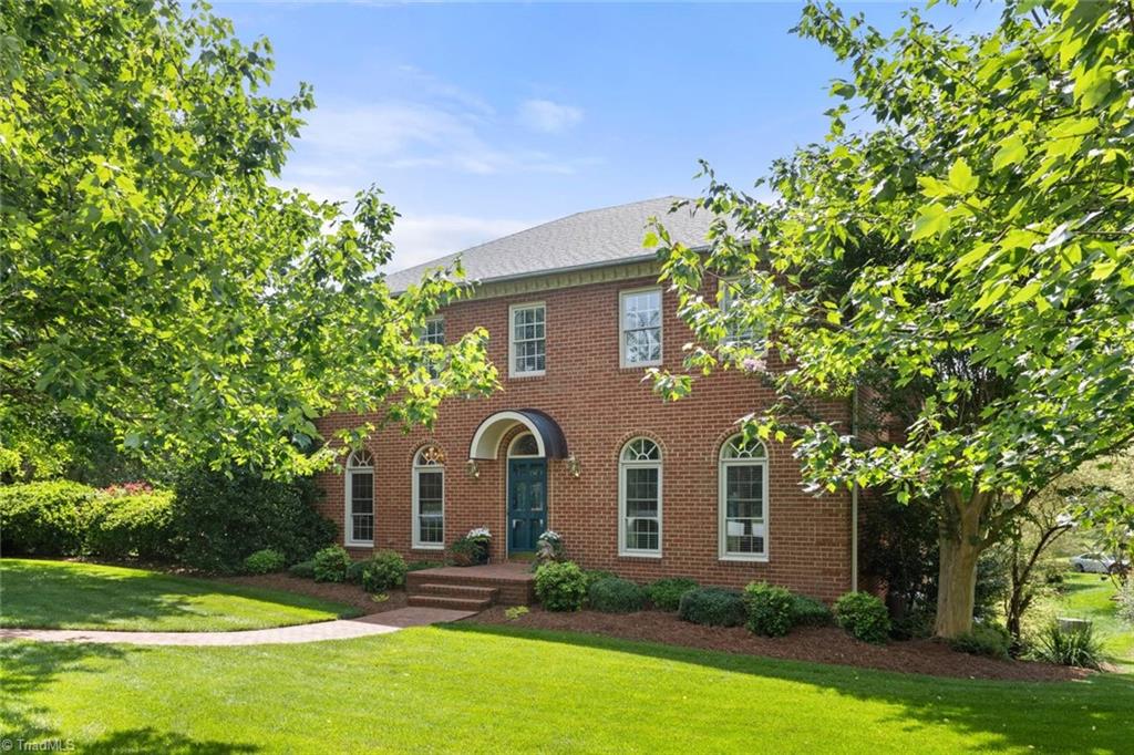 Clemmons, North Carolina 27012, United States, 4 Bedrooms Bedrooms, ,3 BathroomsBathrooms,Residential,Pending,155587