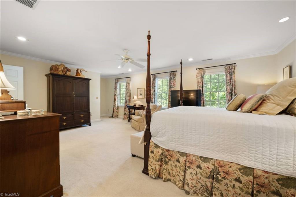 Clemmons, North Carolina 27012, United States, 4 Bedrooms Bedrooms, ,3 BathroomsBathrooms,Residential,Pending,155587