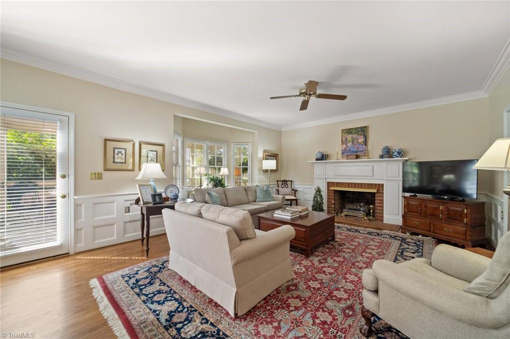 Clemmons, North Carolina 27012, United States, 4 Bedrooms Bedrooms, ,3 BathroomsBathrooms,Residential,Pending,155587