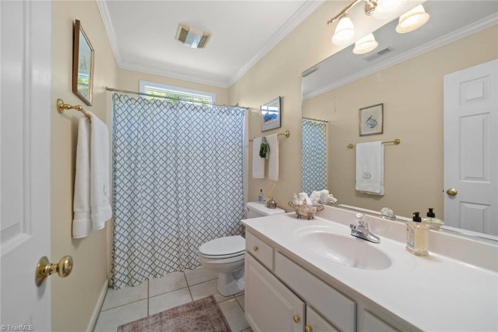 Clemmons, North Carolina 27012, United States, 4 Bedrooms Bedrooms, ,3 BathroomsBathrooms,Residential,Pending,155587