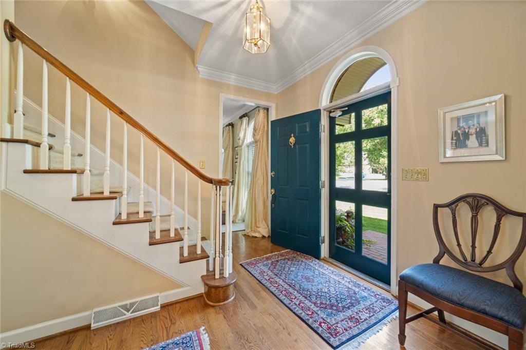 Clemmons, North Carolina 27012, United States, 4 Bedrooms Bedrooms, ,3 BathroomsBathrooms,Residential,Pending,155587