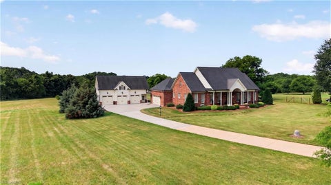 Homes For Sale - 2395 Spencer Road<br/> Archdale, NC 27263