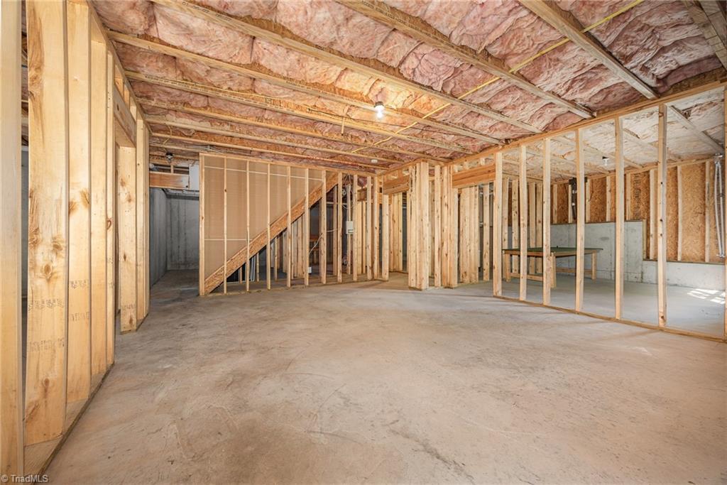 3510 Meadow Glen Court, Clemmons, North Carolina image 38