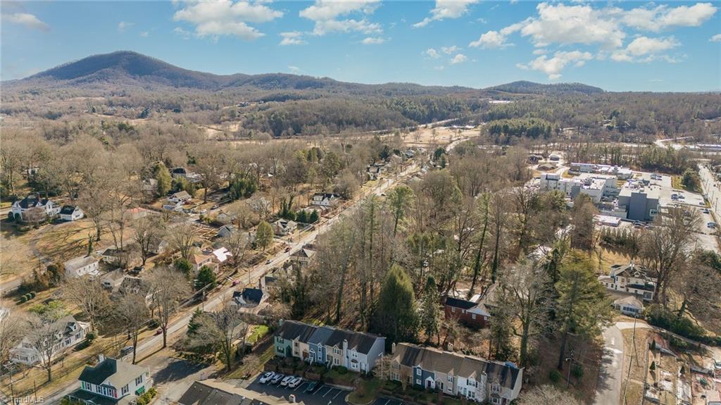 Rectory Hill Place, Lenoir, North Carolina image 4