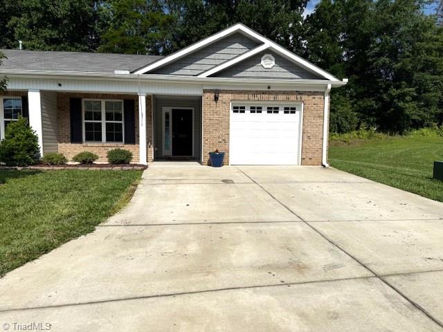 820 Houston Court, Haw River, North Carolina image 1