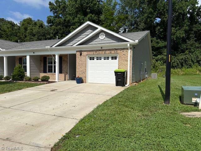 820 Houston Court, Haw River, North Carolina image 2