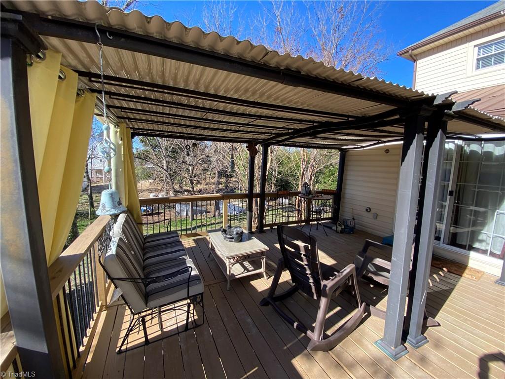 314 W Pine Street, Mount Airy, North Carolina image 32