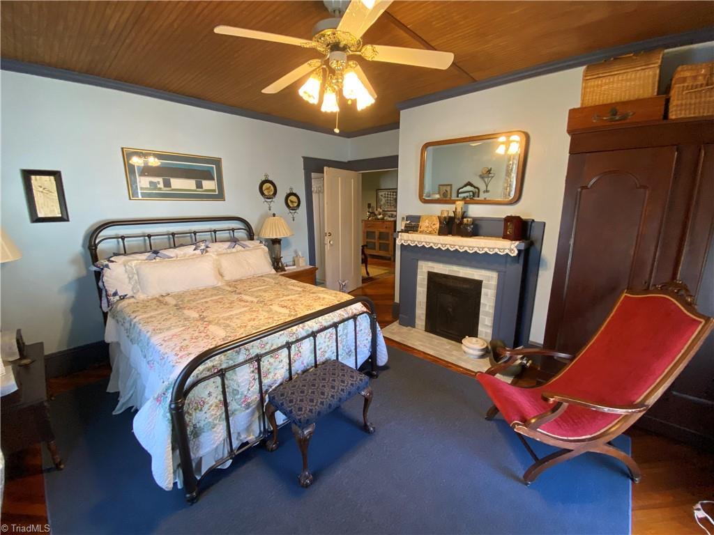 314 W Pine Street, Mount Airy, North Carolina image 15