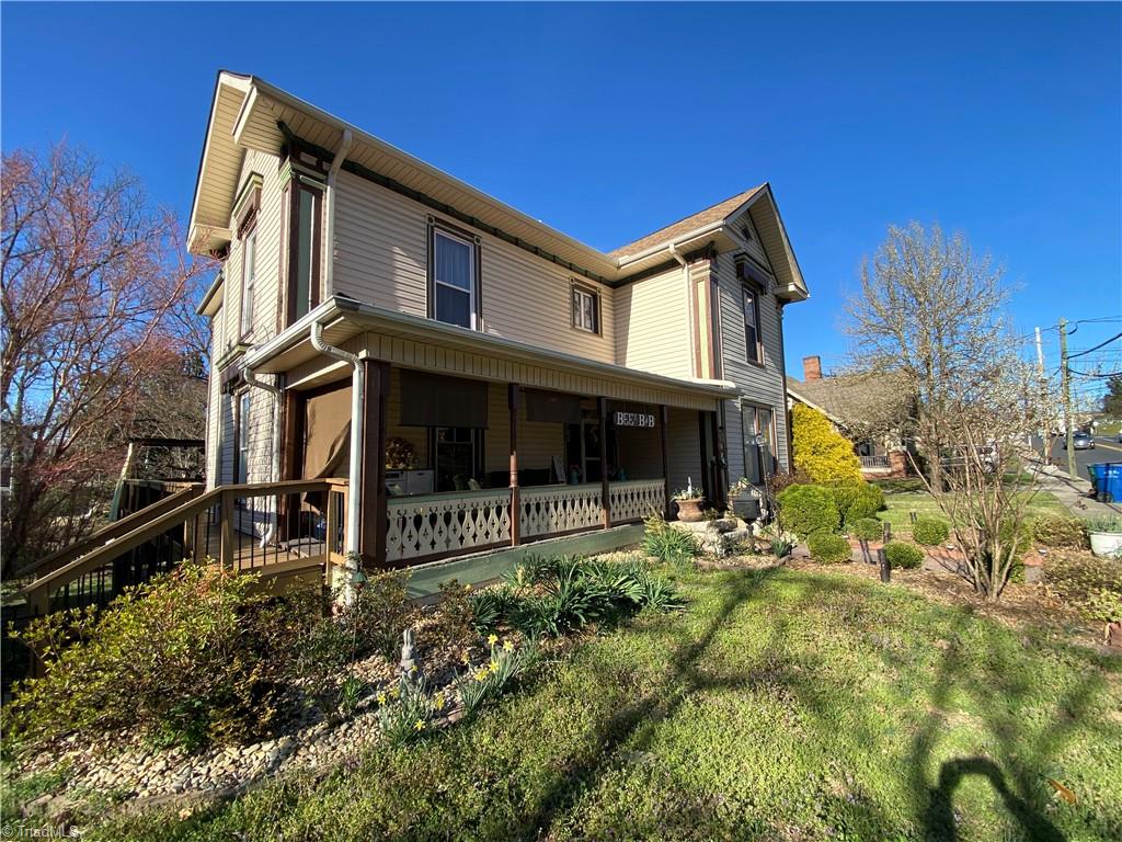 314 W Pine Street, Mount Airy, North Carolina image 28