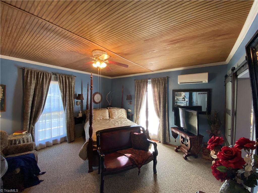 314 W Pine Street, Mount Airy, North Carolina image 20