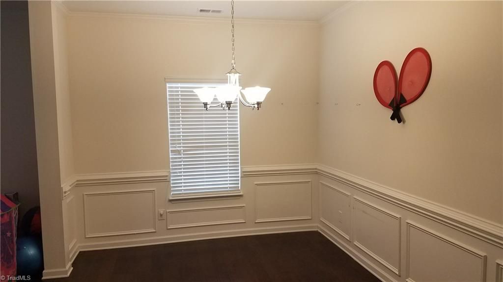 Photo of 3267 Grandview Club Road, Pfafftown, NC 27040 (MLS # 1219168)