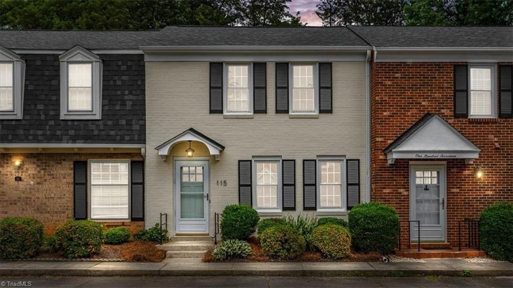 Photo of 115 Charlestowne Circle, Winston-Salem, NC 27103 (MLS # 1222041)