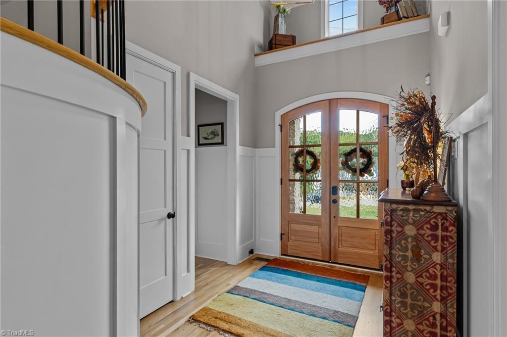 7518 Shadow Creek Drive