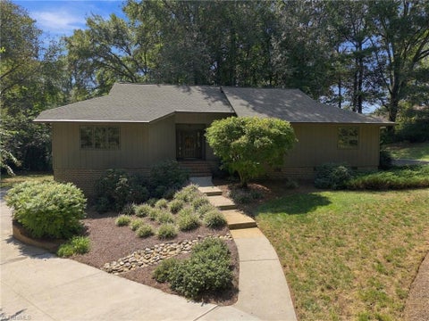 Homes For Sale - 104 Buckingham Place<br/> Salisbury, NC 28144