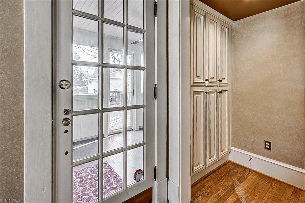 Greensboro, North Carolina 27403, United States, 4 Bedrooms Bedrooms, ,2 BathroomsBathrooms,Residential,Pending,22489