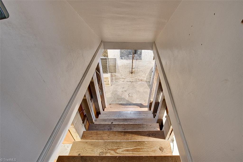 Greensboro, North Carolina 27403, United States, 4 Bedrooms Bedrooms, ,2 BathroomsBathrooms,Residential,Pending,22489