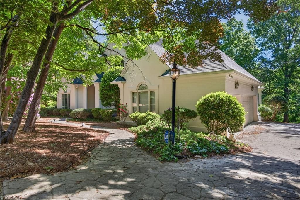 Photo of 3007 County Clare Road, Greensboro, NC 27407 (MLS # 1218063)