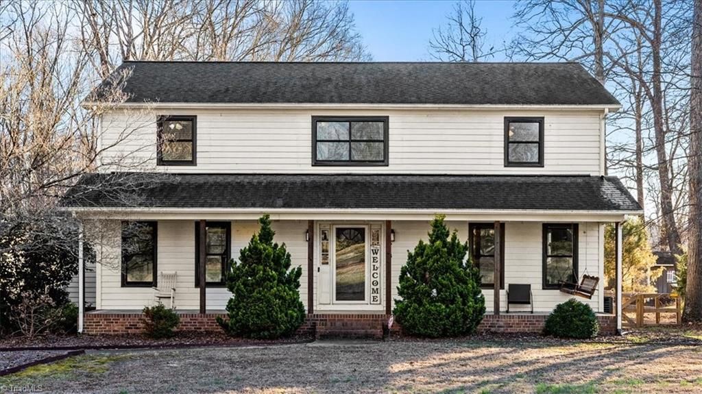 Photo of 613 Dorado Circle, High Point, NC 27265 (MLS # 1207122)