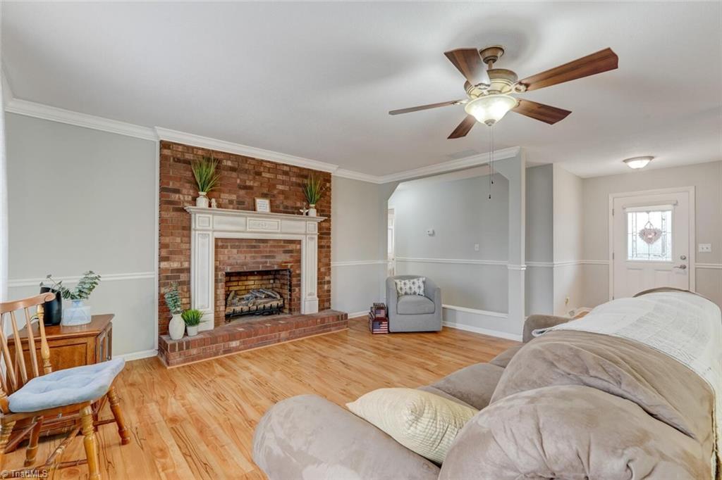 Kernersville, North Carolina 27284, United States, 3 Bedrooms Bedrooms, ,3 BathroomsBathrooms,Residential,Pending,80226