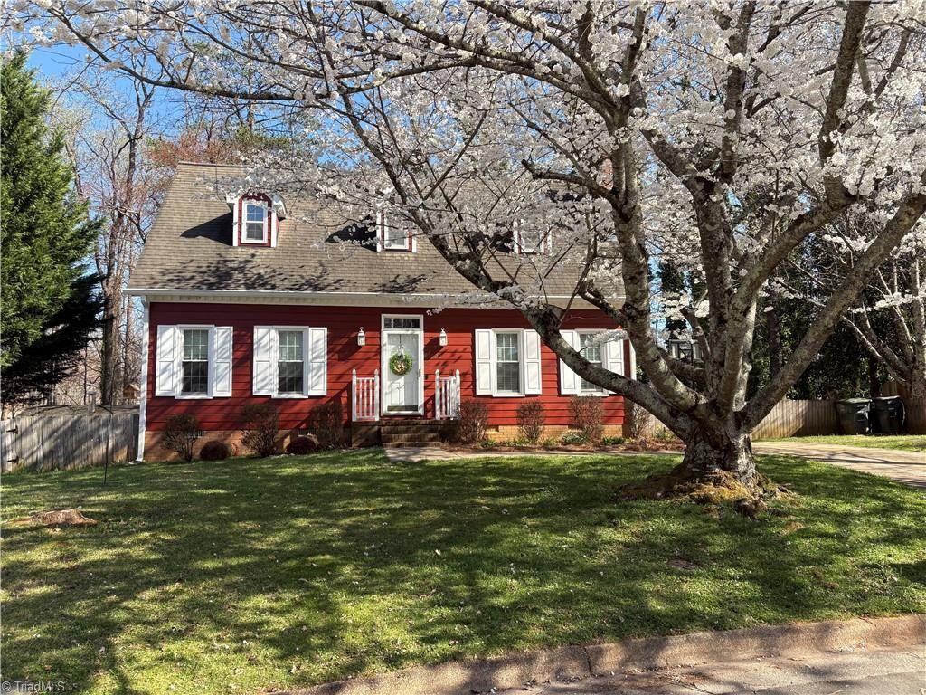 Photo of 3922 Pondfield Court, Greensboro, NC 27410 (MLS # 1213782)