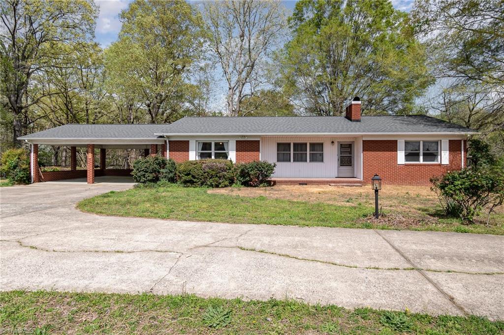 3803 Holly Spring Road, Ramseur, North Carolina image 4