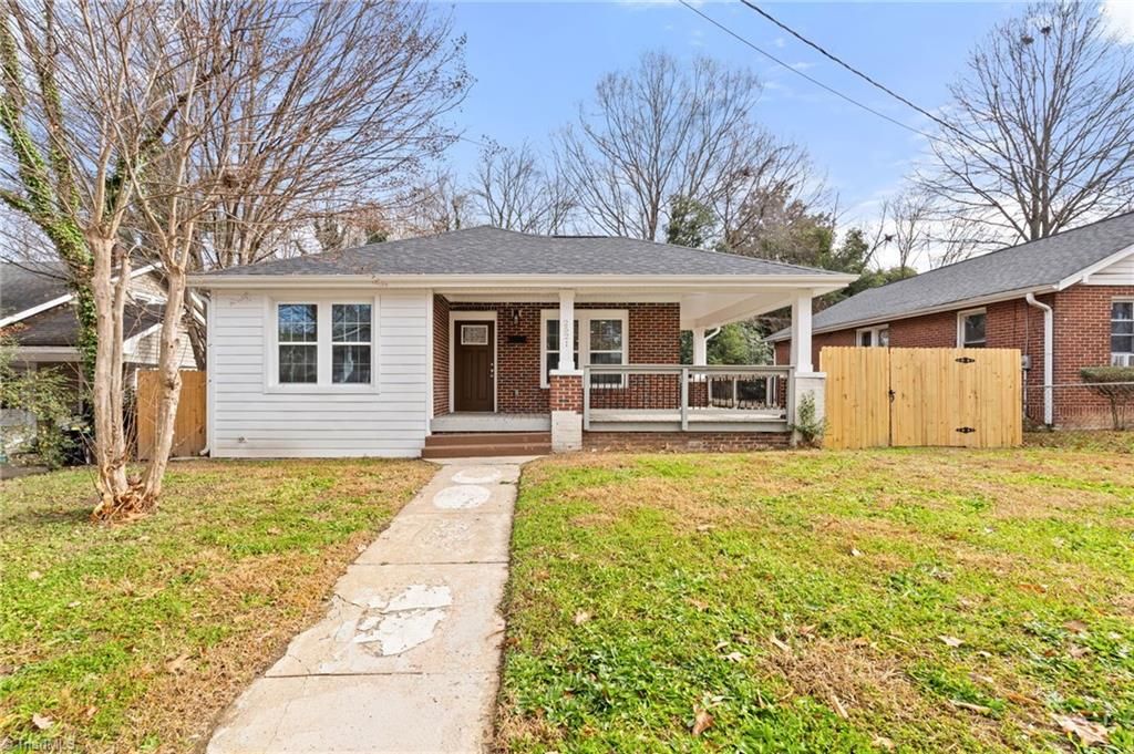 Photo of 2521 Greenway Avenue, Winston-Salem, NC 27105 (MLS # 1203708)