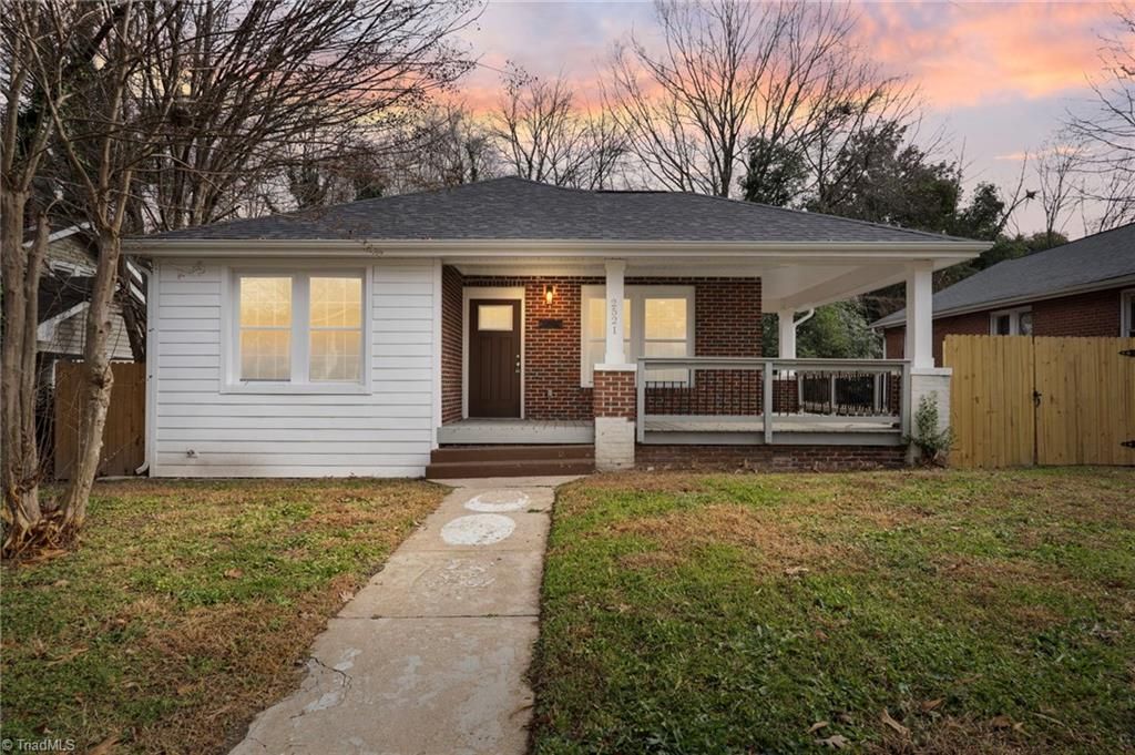 Photo of 2521 Greenway Avenue, Winston-Salem, NC 27105 (MLS # 1203708)