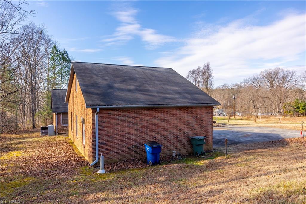 1140 E Harden Street, Graham, North Carolina image 38