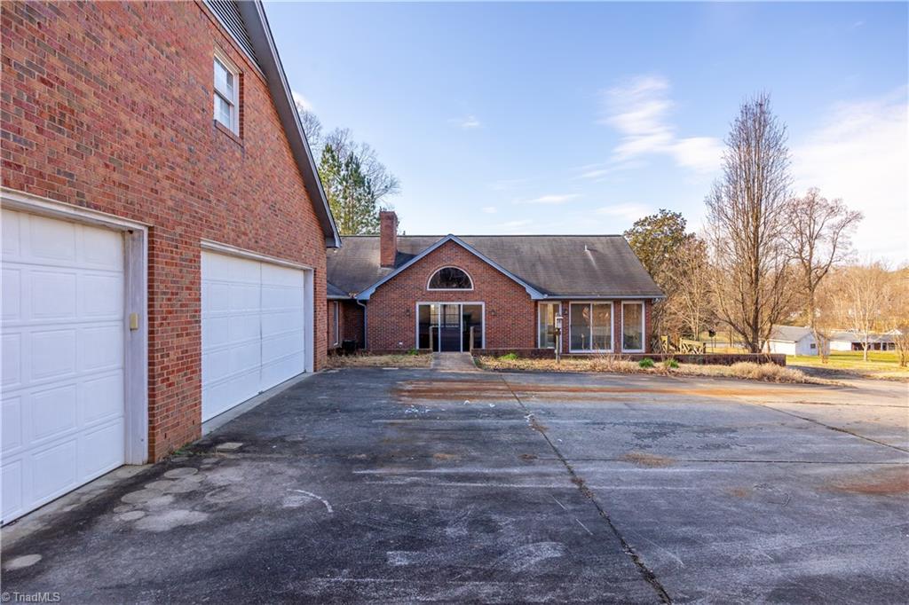 1140 E Harden Street, Graham, North Carolina image 35