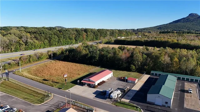 108 Lola Lane, Pilot Mountain, NC, 27041
