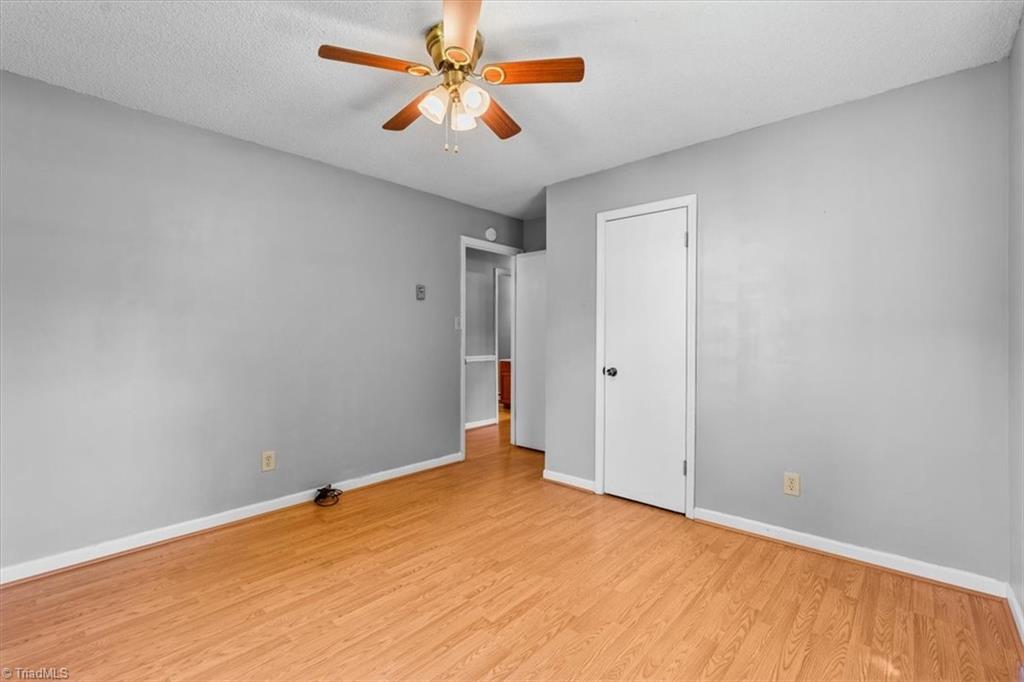 McLeansville, North Carolina 27301, United States, 3 Bedrooms Bedrooms, ,2 BathroomsBathrooms,Residential,Pending,209261