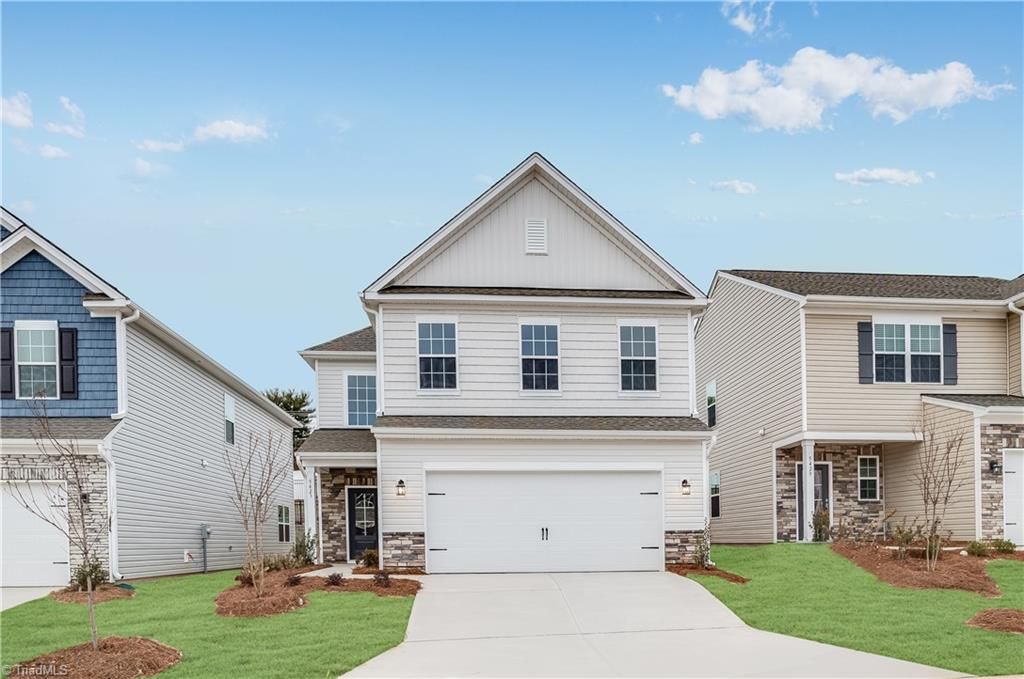 Photo of 5296 Amaryllis Way, Winston-Salem, NC 27104 (MLS # 1207036)