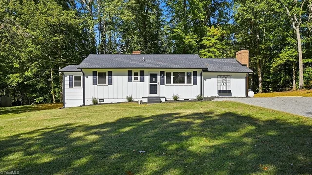 7901 Ketner Farm Road, photo 3 of 34