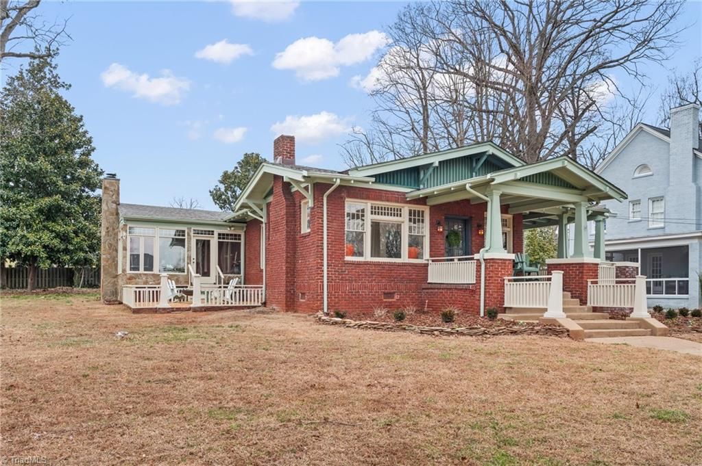 Photo of 630 Colonial Drive, High Point, NC 27262 (MLS # 1207806)