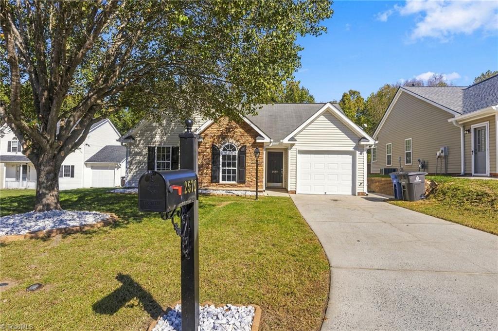 Photo of 2579 Mid Salem Drive, Winston-Salem, NC 27103 (MLS # 1239405)