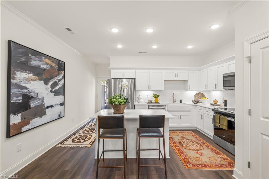 323 Rockspring Road