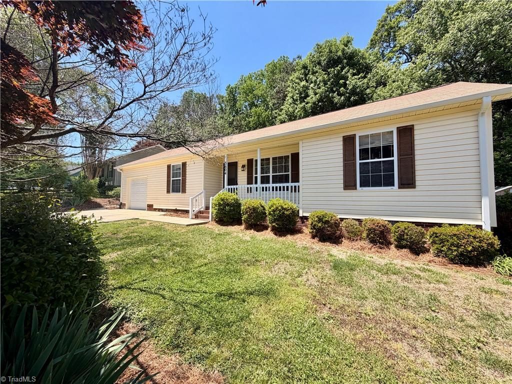 Photo of 3604 Akers Court, High Point, NC 27263 (MLS # 1219532)