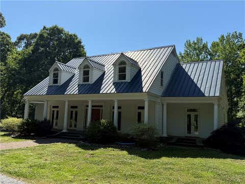 Homes For Sale - 600 Barney Road<br/> High Point, NC 27265