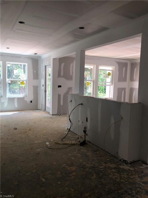 Photo 8 of 12 of 4863 Doris Street house