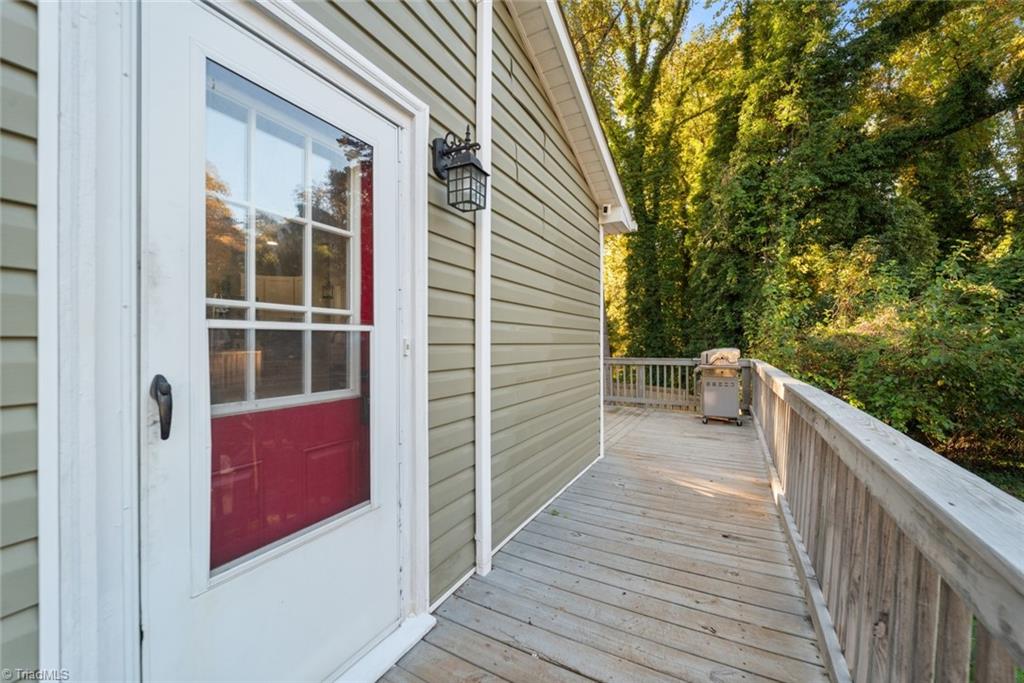 Winston-Salem, North Carolina 27104, United States, 3 Bedrooms Bedrooms, ,3 BathroomsBathrooms,Residential,Pending,36816