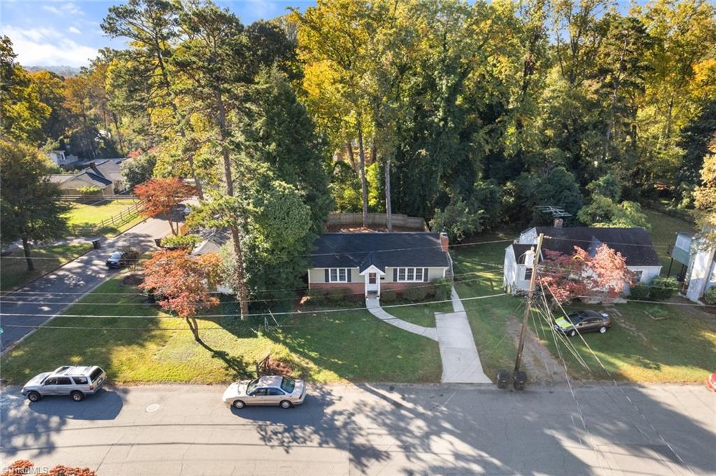 Winston-Salem, North Carolina 27104, United States, 3 Bedrooms Bedrooms, ,3 BathroomsBathrooms,Residential,Pending,36816