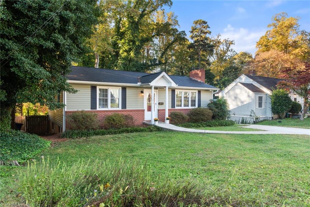 Winston-Salem, North Carolina 27104, United States, 3 Bedrooms Bedrooms, ,3 BathroomsBathrooms,Residential,Pending,36816