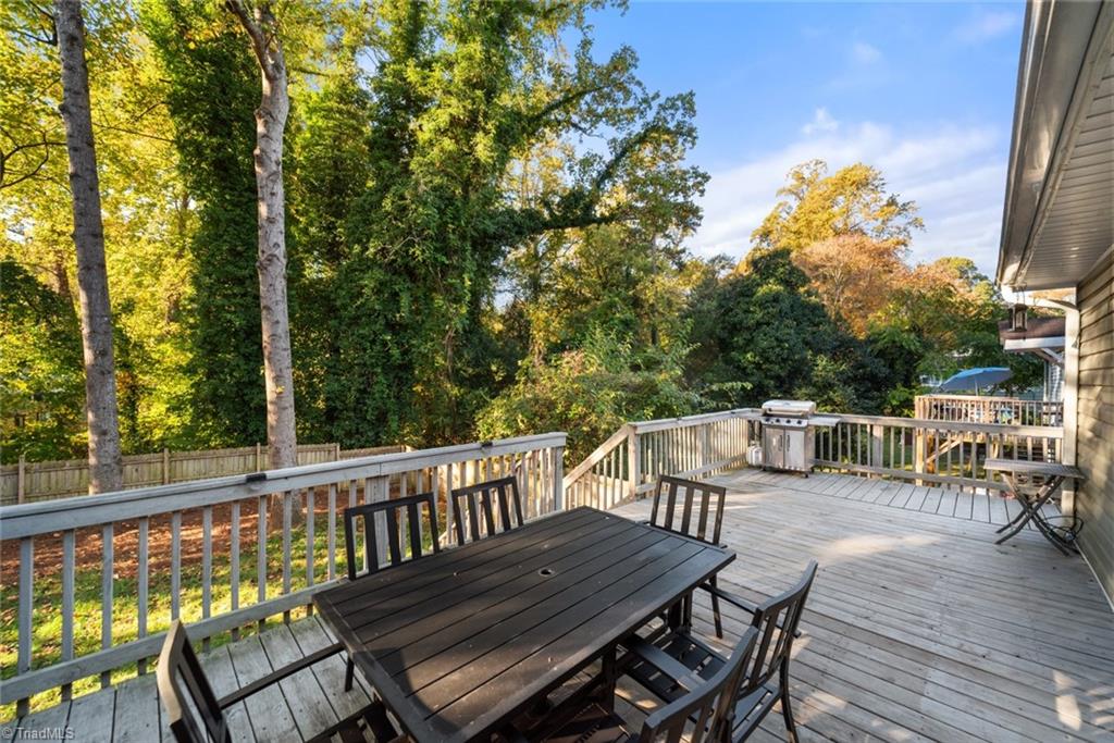 Winston-Salem, North Carolina 27104, United States, 3 Bedrooms Bedrooms, ,3 BathroomsBathrooms,Residential,Pending,36816