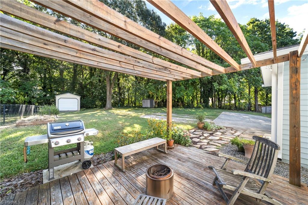 Winston-Salem, North Carolina 27103, United States, 3 Bedrooms Bedrooms, ,1 BathroomBathrooms,Residential,Active,204457