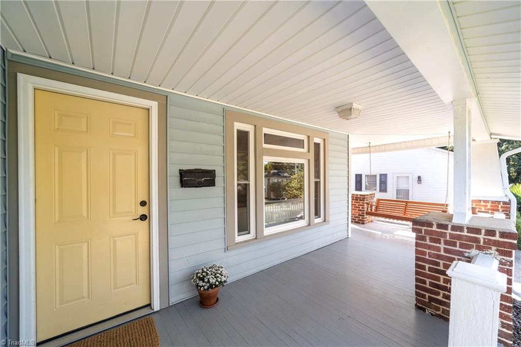 Winston-Salem, North Carolina 27103, United States, 3 Bedrooms Bedrooms, ,1 BathroomBathrooms,Residential,Active,204457