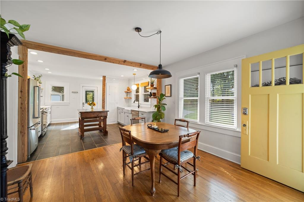 Winston-Salem, North Carolina 27103, United States, 3 Bedrooms Bedrooms, ,1 BathroomBathrooms,Residential,Active,204457