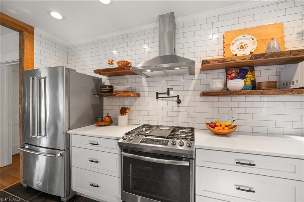 Winston-Salem, North Carolina 27103, United States, 3 Bedrooms Bedrooms, ,1 BathroomBathrooms,Residential,Active,204457